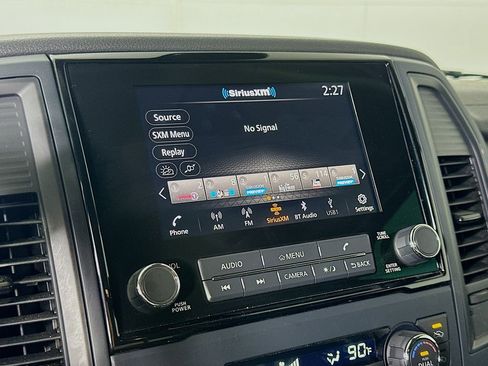 Used 2024 Nissan Titan SV w/ SV Convenience Package image 28