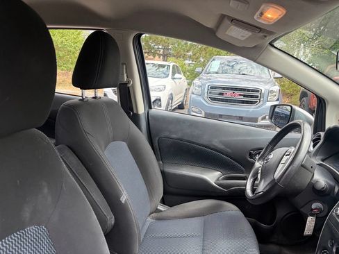 Used 2018 Nissan Versa Note SV FWD image 10