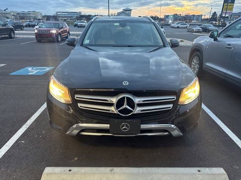 Used 2018 Mercedes-Benz GLC 300 4MATIC image 15