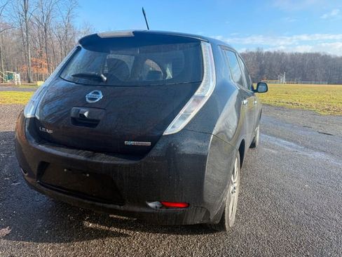 Used 2014 Nissan Leaf SL image 4