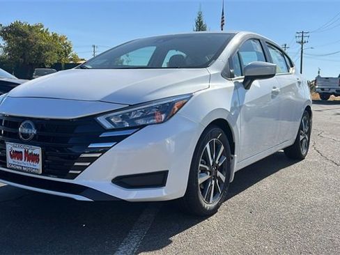 New 2025 Nissan Versa SV w/ Trunk Package image 9