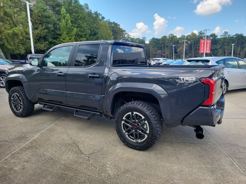 Used 2026 Toyota Tacoma TRD Sport AWD/4WD image 3