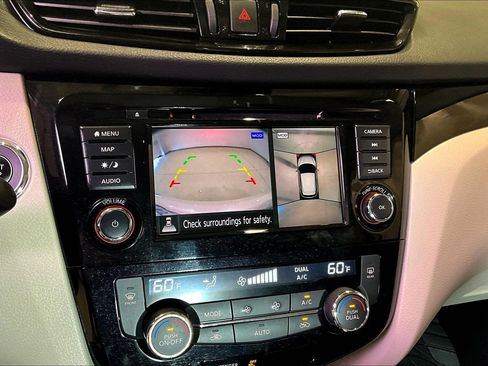 Used 2022 Nissan Rogue Sport SL AWD/4WD image 15