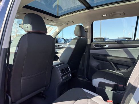 New 2026 Volkswagen Atlas Peak Edition AWD/4WD image 13