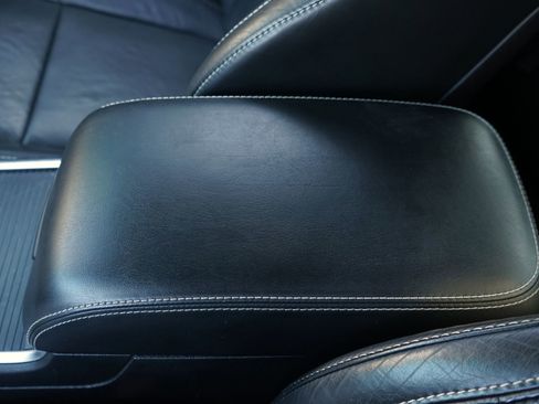 Used 2016 Dodge Charger SRT w/ Harman/Kardon Audio Group image 28