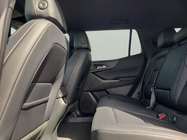 New 2027 Chevrolet Equinox LT w/ Convenience Package II FWD image 15