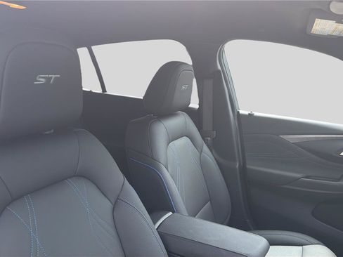 New 2026 Buick Envista Sport Touring w/ Convenience I Package FWD image 22