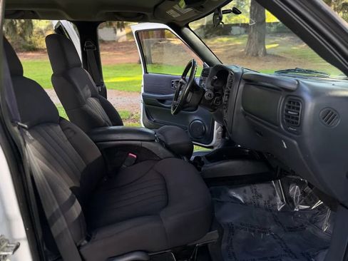 Used 2004 Chevrolet Blazer LS w/ Preferred Equipment Group image 27