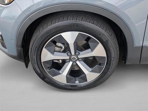 Used 2023 Volvo XC40 B5 Ultimate w/ Protection Package Premier image 22