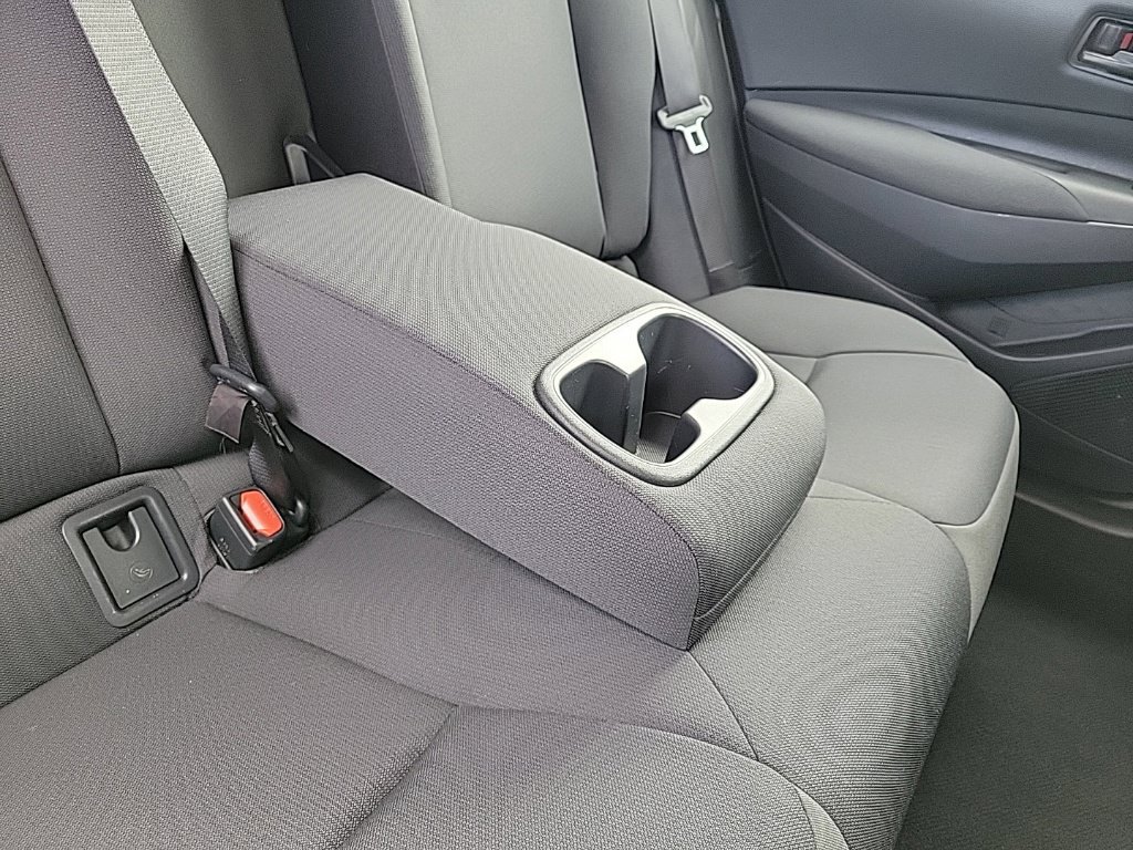 Used 2024 Toyota Corolla LE FWD image 14