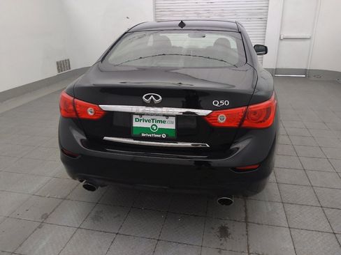Used 2017 INFINITI Q50 2.0t w/ Moonroof Package RWD image 7