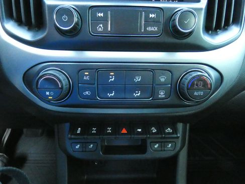 Certified 2019 Chevrolet Colorado ZR2 AWD/4WD image 23