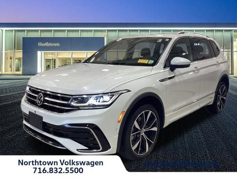 Used 2024 Volkswagen Tiguan SEL R-Line AWD/4WD image 1