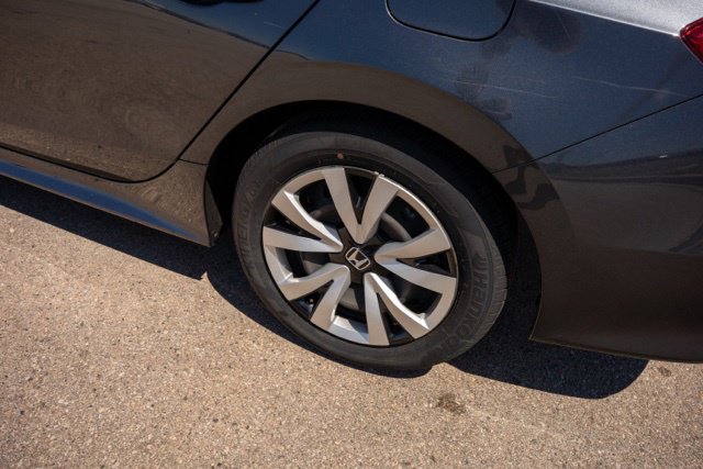 Used 2023 Honda Civic LX image 11