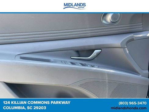 Used 2023 Hyundai Elantra SEL w/ Convenience Package FWD image 14
