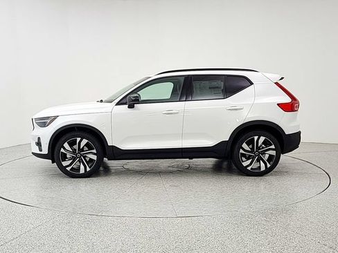 New 2026 Volvo XC40 B5 Ultra w/ Protection Package Premier AWD/4WD image 8