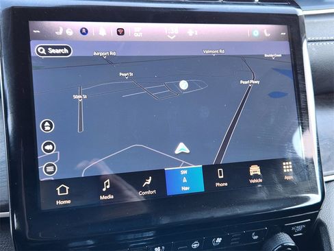 Used 2023 Jeep Grand Cherokee Limited w/ Luxury Tech Group II image 13