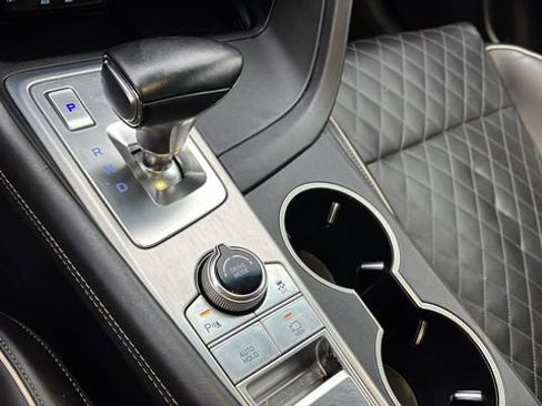 Used 2021 Genesis G70 3.3T w/ Sport Package image 31