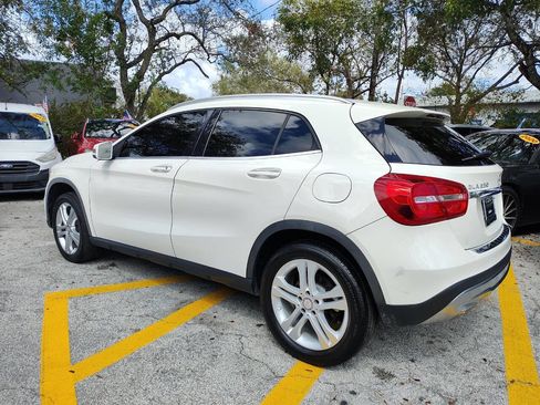 Used 2016 Mercedes-Benz GLA 250 w/ Driver Assistance Package image 5