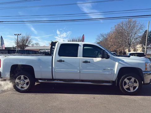 Used 2014 Chevrolet Silverado 3500 LT w/ Interior Plus Package AWD/4WD image 9
