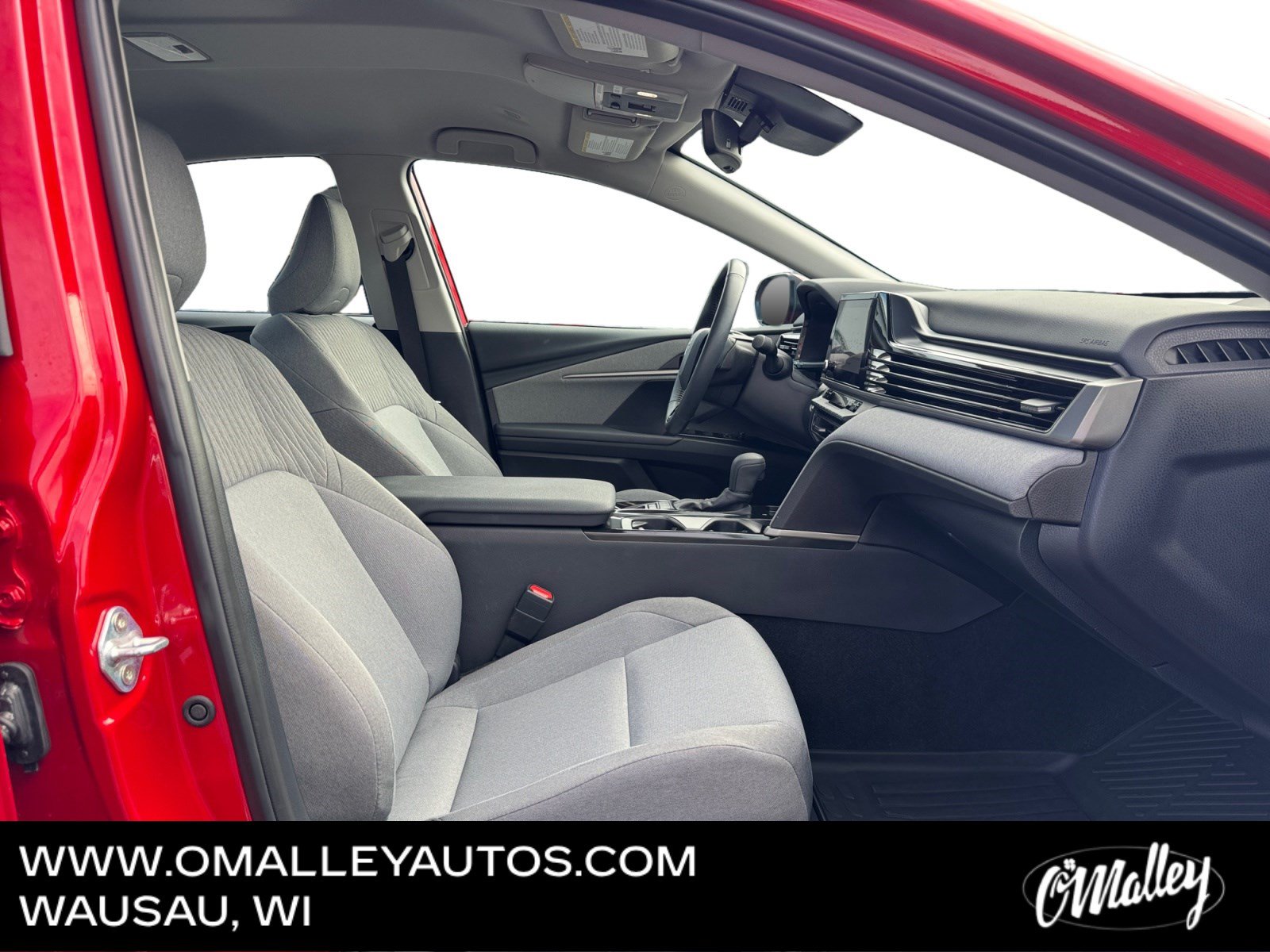 Used 2025 Toyota Camry LE w/ Convenience Package AWD/4WD image 14