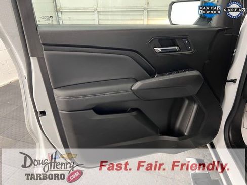 Used 2024 Chevrolet Colorado LT w/ LT Convenience Package II image 29