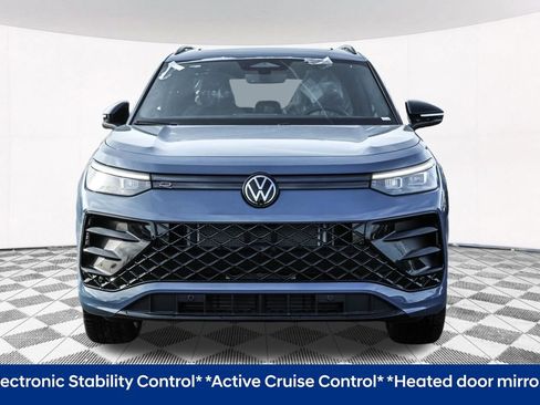 Used 2026 Volkswagen Tiguan SE R-Line AWD/4WD image 8