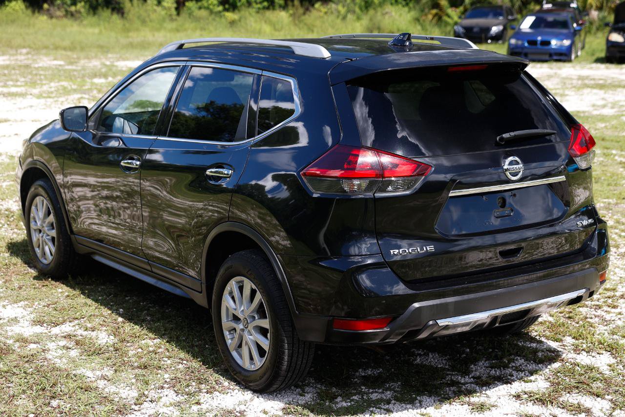 Used 2018 Nissan Rogue SV AWD/4WD image 5