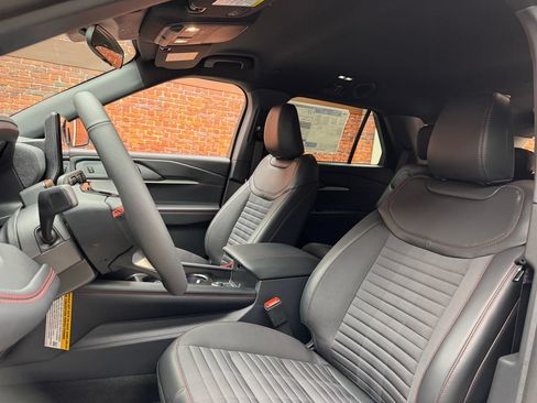 New 2026 Ford Explorer ST-Line w/ ST-Line Street Pack AWD/4WD image 22