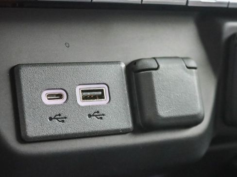 Used 2022 GMC Sierra 1500 Denali w/ Denali Reserve Package image 43