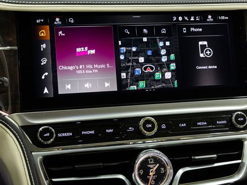 Used 2026 Bentley Flying Spur Plug-In Hybrid image 35