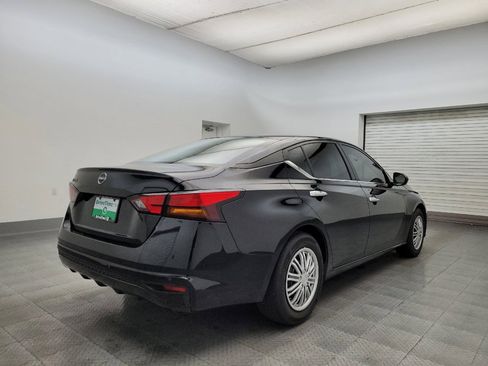 Used 2024 Nissan Altima 2.5 S image 9