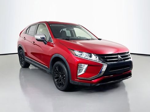 Used 2019 Mitsubishi Eclipse Cross LE image 2