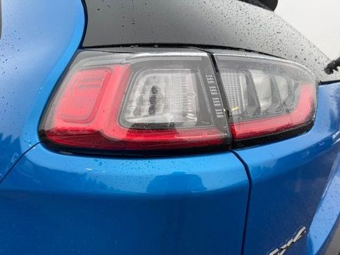 Used 2021 Jeep Cherokee Trailhawk w/ Sun, Sound & Nav Group image 4