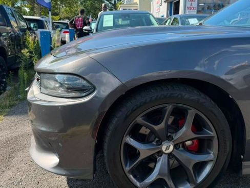 Used 2019 Dodge Charger R/T RWD image 12