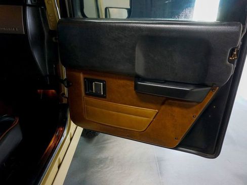 Used 2004 HUMMER H1 4-Door Open Top image 31