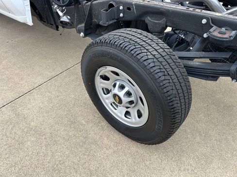 Used 2024 Chevrolet Silverado 3500 W/T w/ WT Fleet Convenience Package image 9