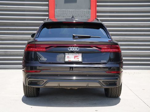 Used 2021 Audi Q8 Premium Plus w/ Premium Plus Package AWD/4WD image 11
