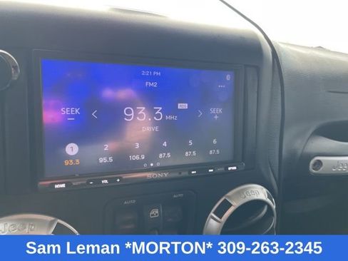 Used 2015 Jeep Wrangler Unlimited Sahara w/ Dual Top Group image 8