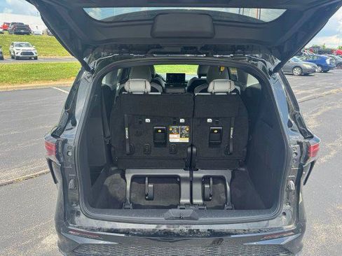 Certified 2025 Toyota Sienna XSE AWD/4WD image 13