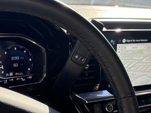 Used 2025 Chevrolet Silverado 1500 LT image 26