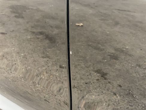 Used 2023 Tesla Model S Plaid image 28