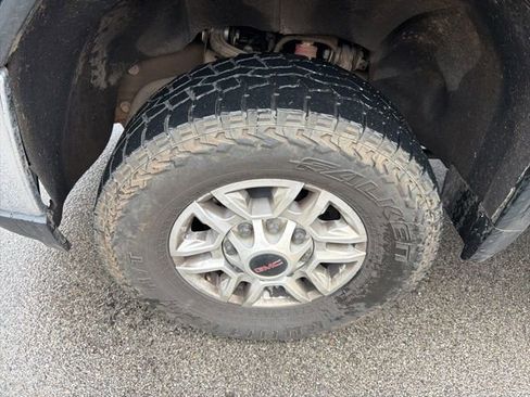 Used 2022 GMC Sierra 2500 Pro w/ Convenience Package image 11