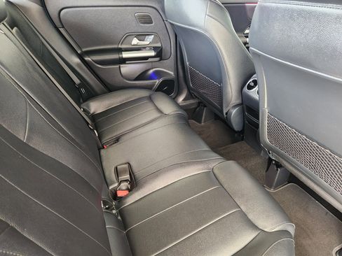 Used 2023 Mercedes-Benz GLA 250 4MATIC image 34