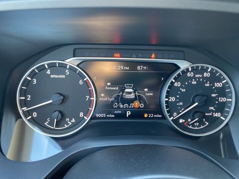 Used 2023 Nissan Rogue S image 31