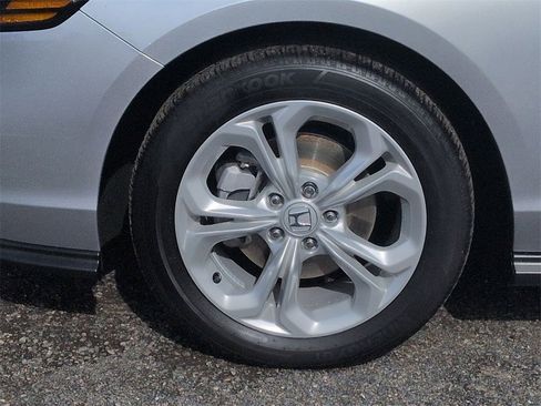 Used 2024 Honda Accord LX image 32