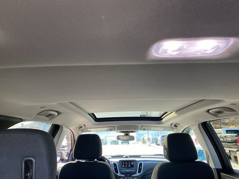 Used 2019 Chevrolet Equinox LT image 16