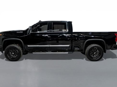 Used 2024 Chevrolet Silverado 2500 High Country w/ High Country Premium Package image 10