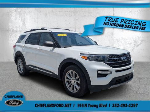 Used 2024 Ford Explorer XLT w/ Equipment Group 202A AWD/4WD image 1