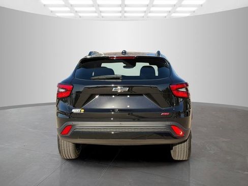 New 2026 Chevrolet Trax RS w/ Sunroof Package FWD image 5